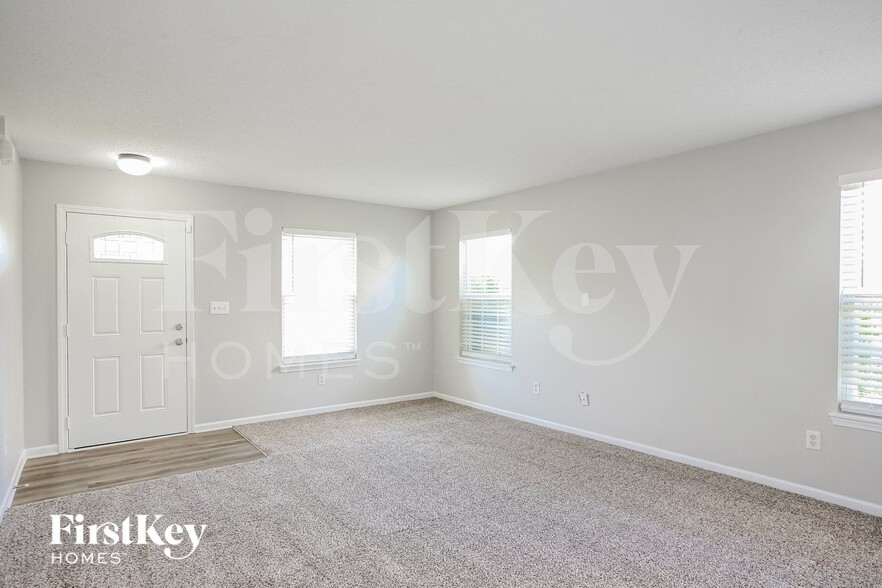 Building Photo - 1902 Cold Spring Dr