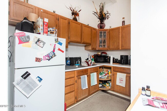 Building Photo - 80-82 Milton Ave