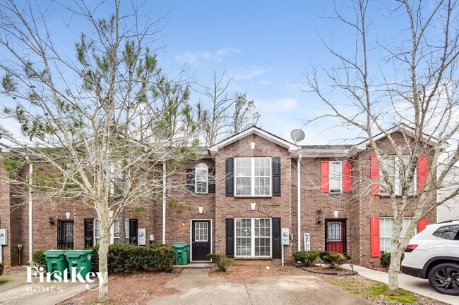 Building Photo - 2435 Piering Dr