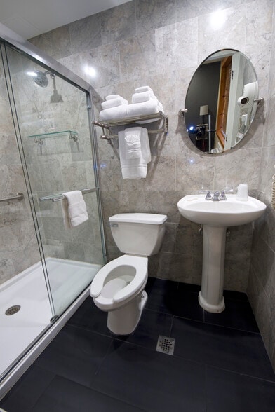 Remodeled Bathroom - 2105 Bristol W Ave