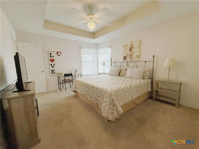 Building Photo - 2314 Kingsbury Dr