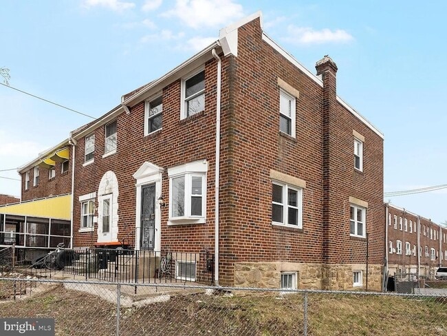 Building Photo - 1006 Butler St