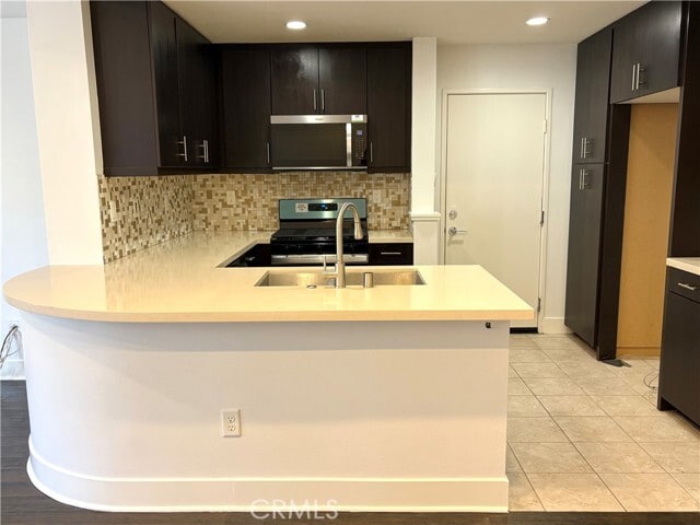 Building Photo - 12 Empire Dr