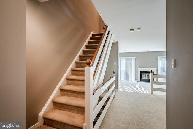 Building Photo - 801 Winchester Ct