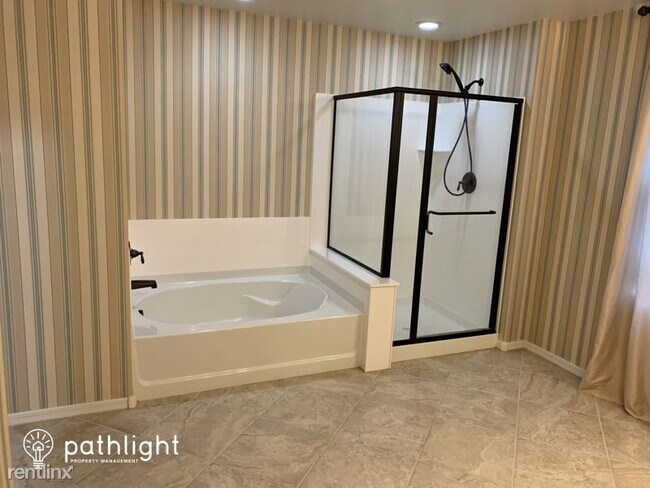 Building Photo - 4 br, 2.5 bath House - 40522 Art Place UNIT