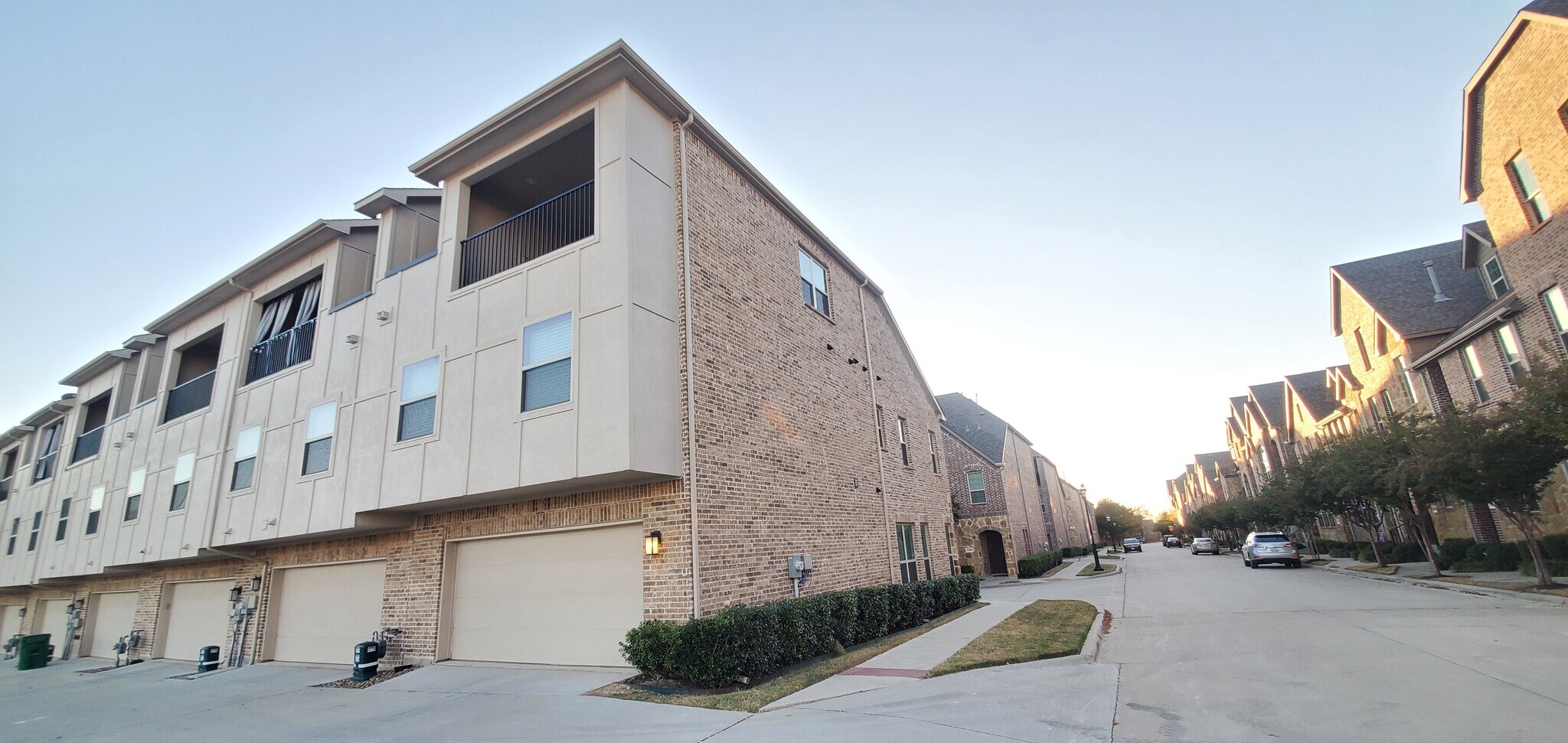 Building Photo - 4428 Dexter Ln
