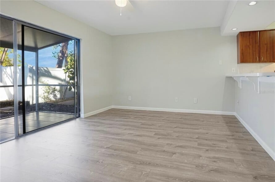 Building Photo - 4906 25th St W