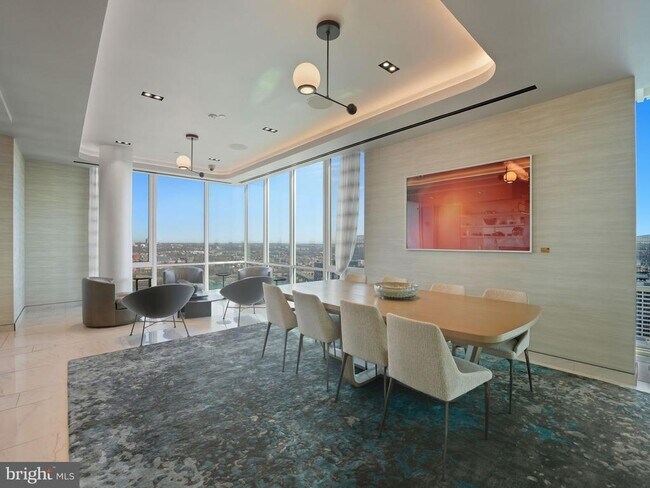 Building Photo - 1781 N Pierce St