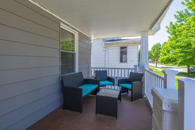 Building Photo - 19620 Ormiston Ave