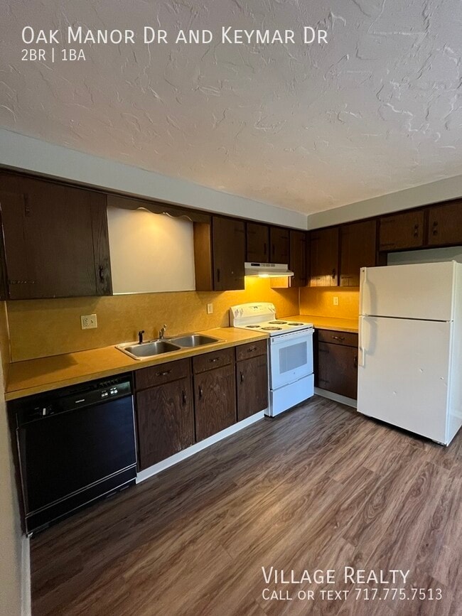 Building Photo - 176 Oak Manor Dr