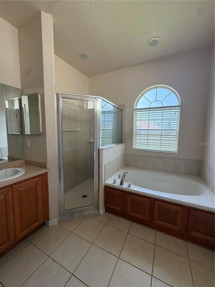 Building Photo - 4916 Cape Hatteras Dr