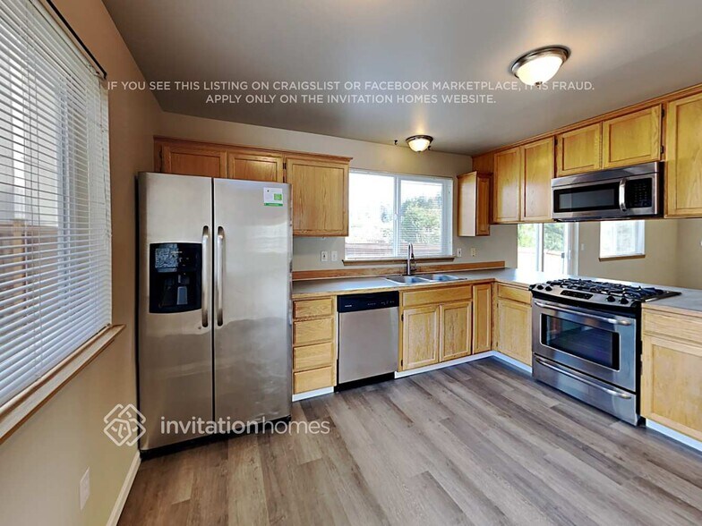 Building Photo - 12011 130th St E