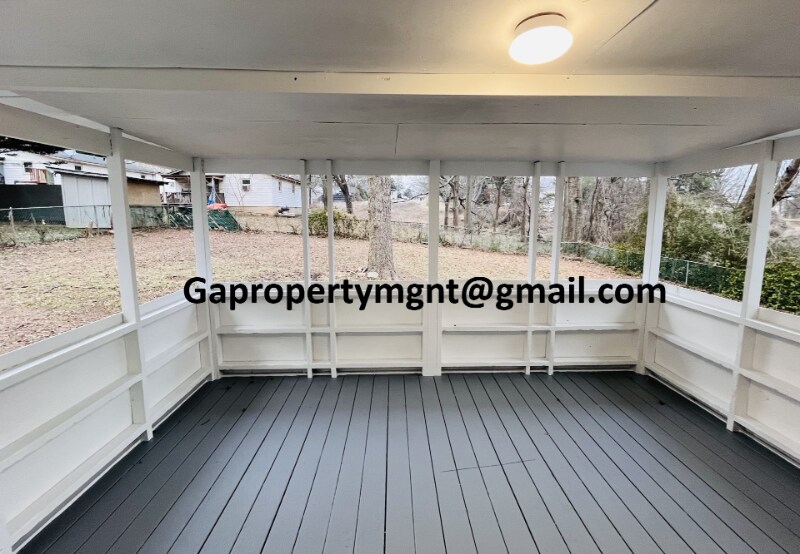 Building Photo - 231 Waddell Dr