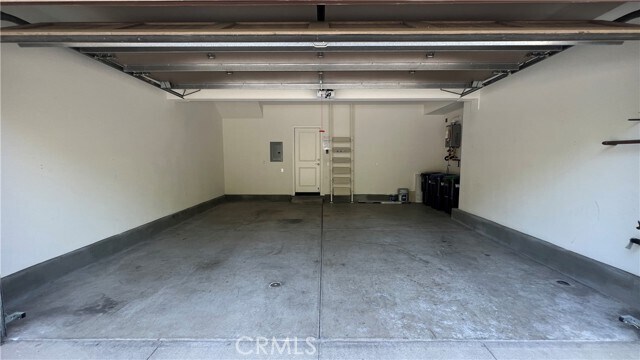 Building Photo - 241 Overbrook