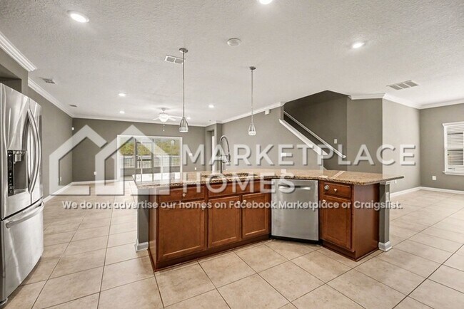Building Photo - 10013 Logan Falls Ct