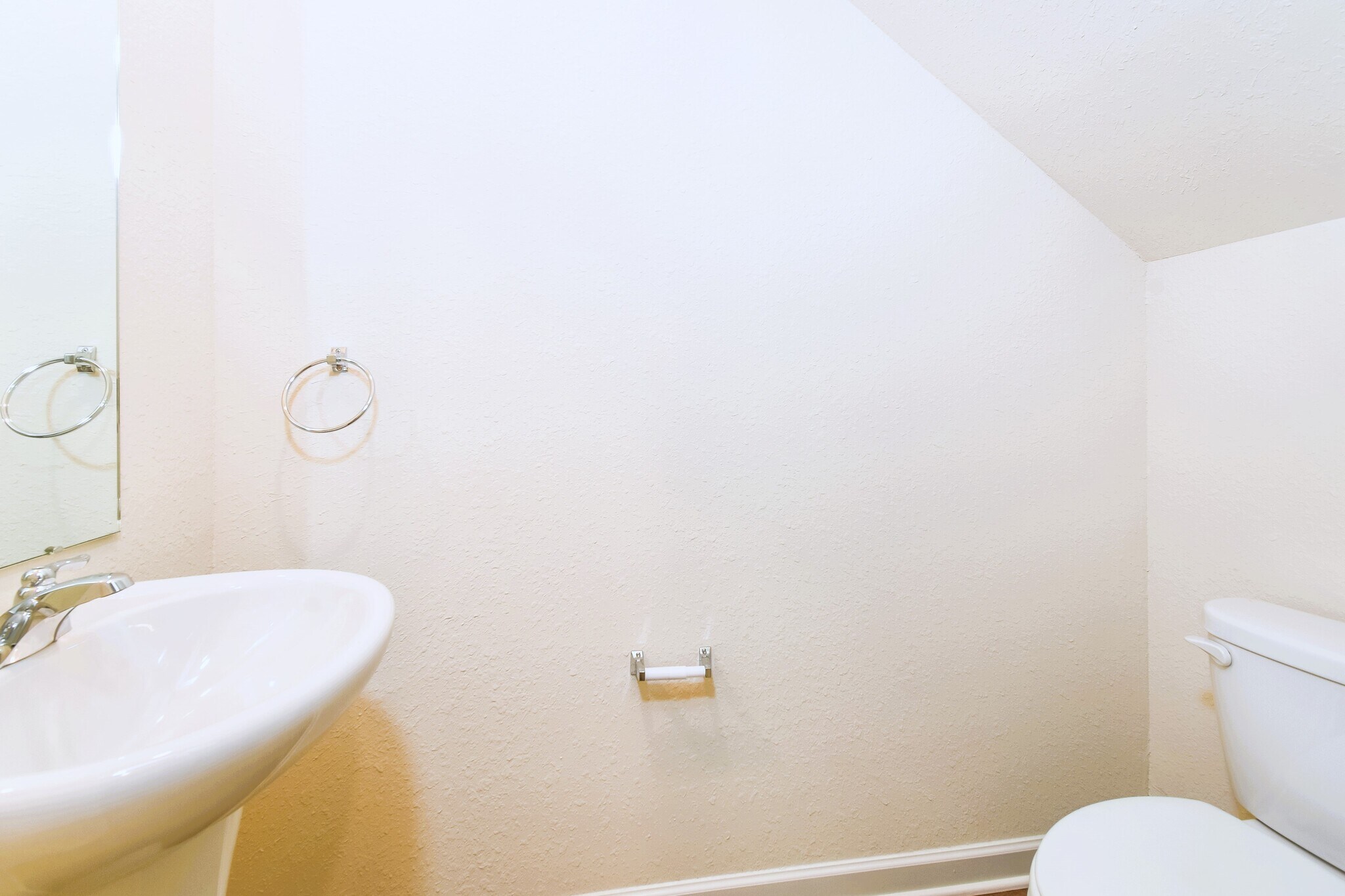 Building Photo - 138 Innis Brk Cir