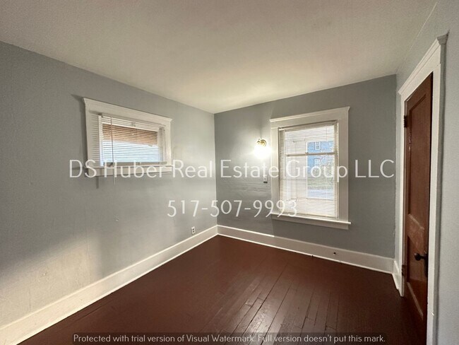 Building Photo - 1415 Lansing Ave