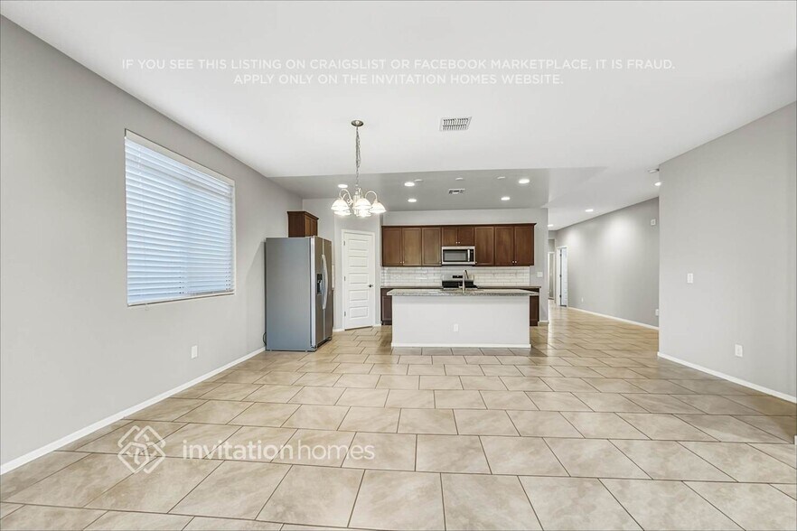 Building Photo - 39997 W Jenna Ln