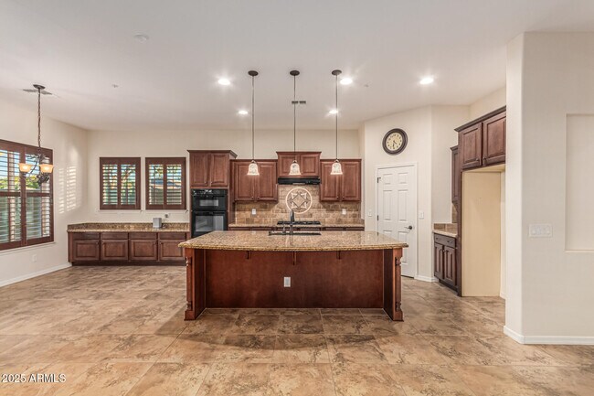 Building Photo - 4721 E Aldea Rd