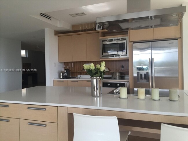 Building Photo - 1 Century Ln