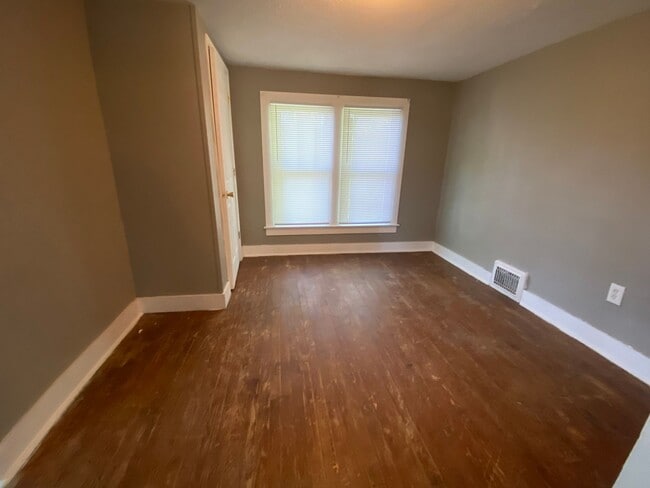 Building Photo - 808 S Sprigg St