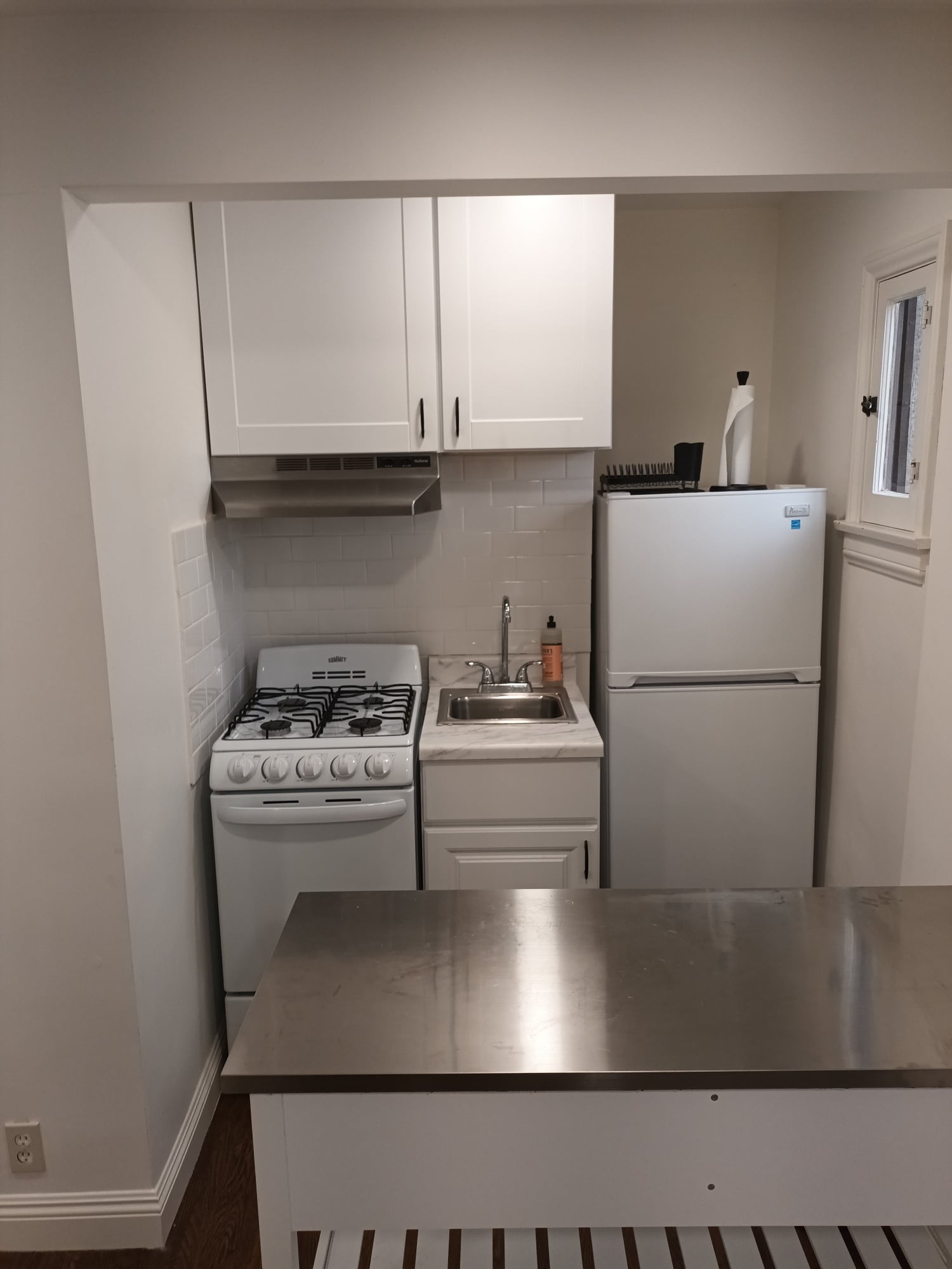 Kitchen - 359 Heather Heights Ct
