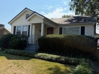 Building Photo - Walking Distance to Pell City Courthouse, ...