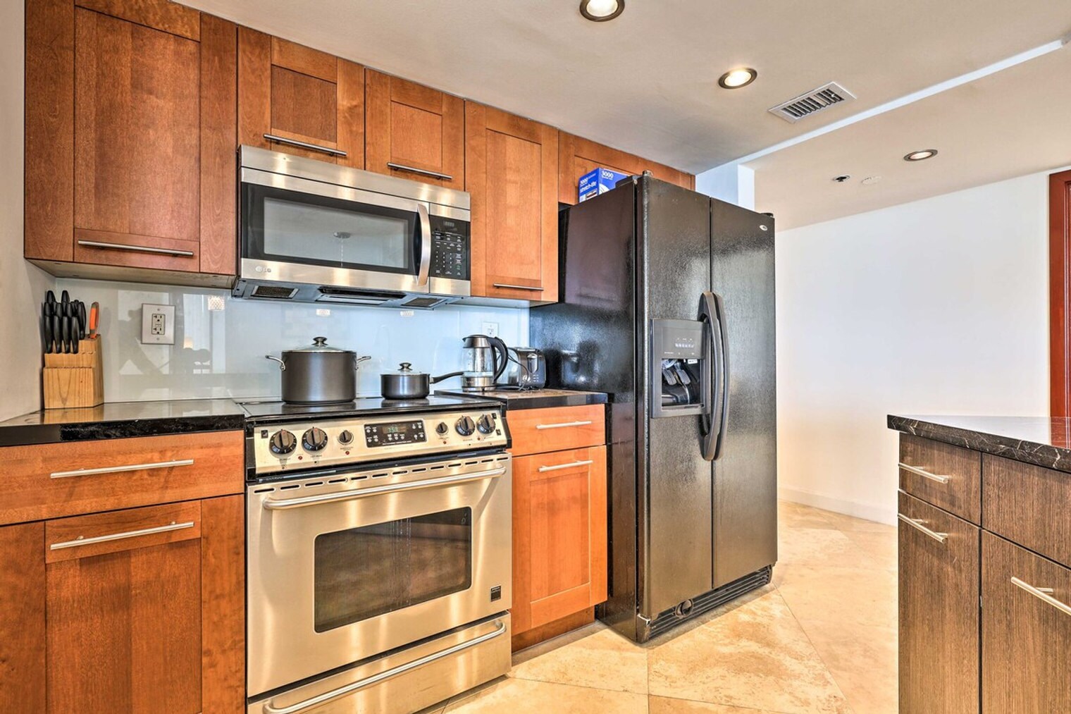 Building Photo - 1717n N Bayshore Dr