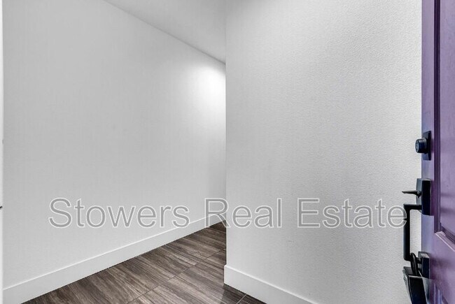 Building Photo - 1416 Julia Ln