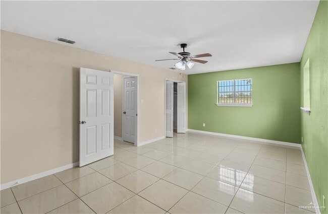 Building Photo - 312 E Mile 4 Rd