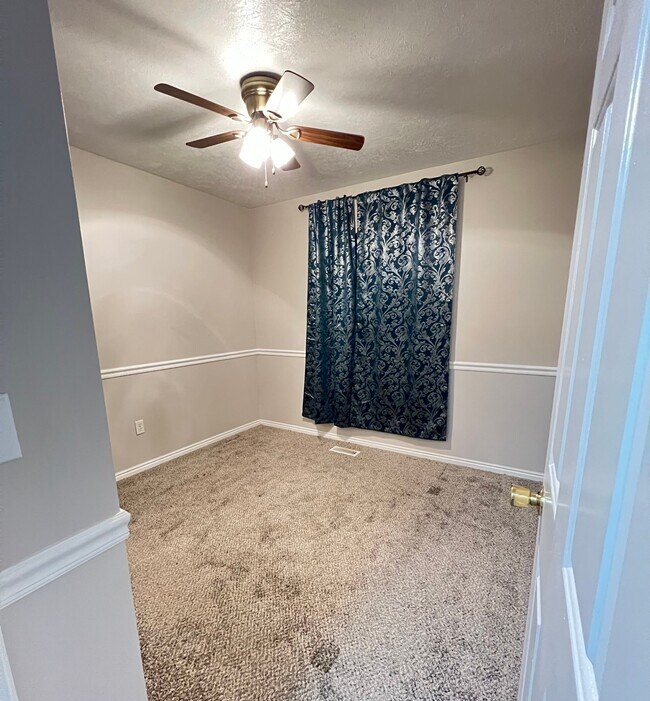 Building Photo - 8291 S 4800 W