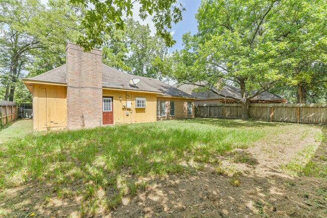 Building Photo - 13626 Cedar Point Dr