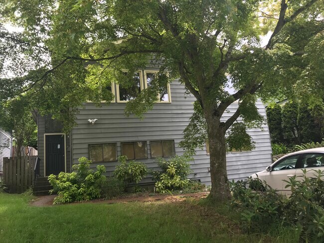 Primary Photo - 2510 1st Avenue West