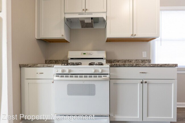 Building Photo - 3 br, 1 bath House - 17605 Stephens Drive