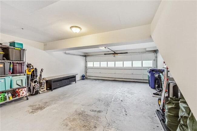 Building Photo - 1344 Stillwood Dr NE