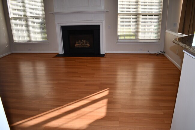 Building Photo - 2612 Stirrup Ridge Ln