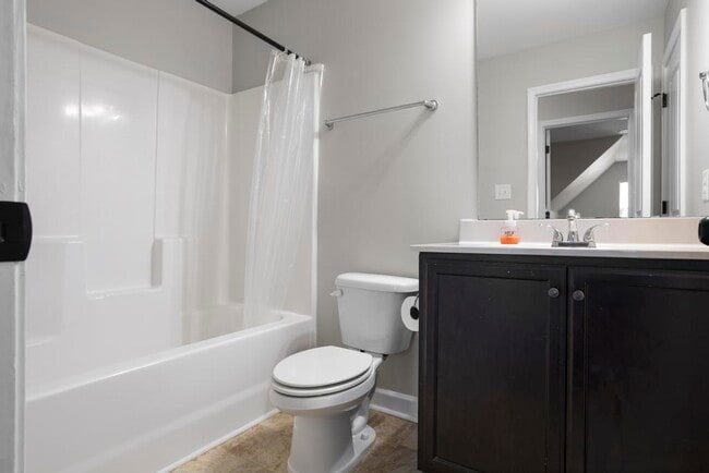 Building Photo - 202 Breakwater Dr