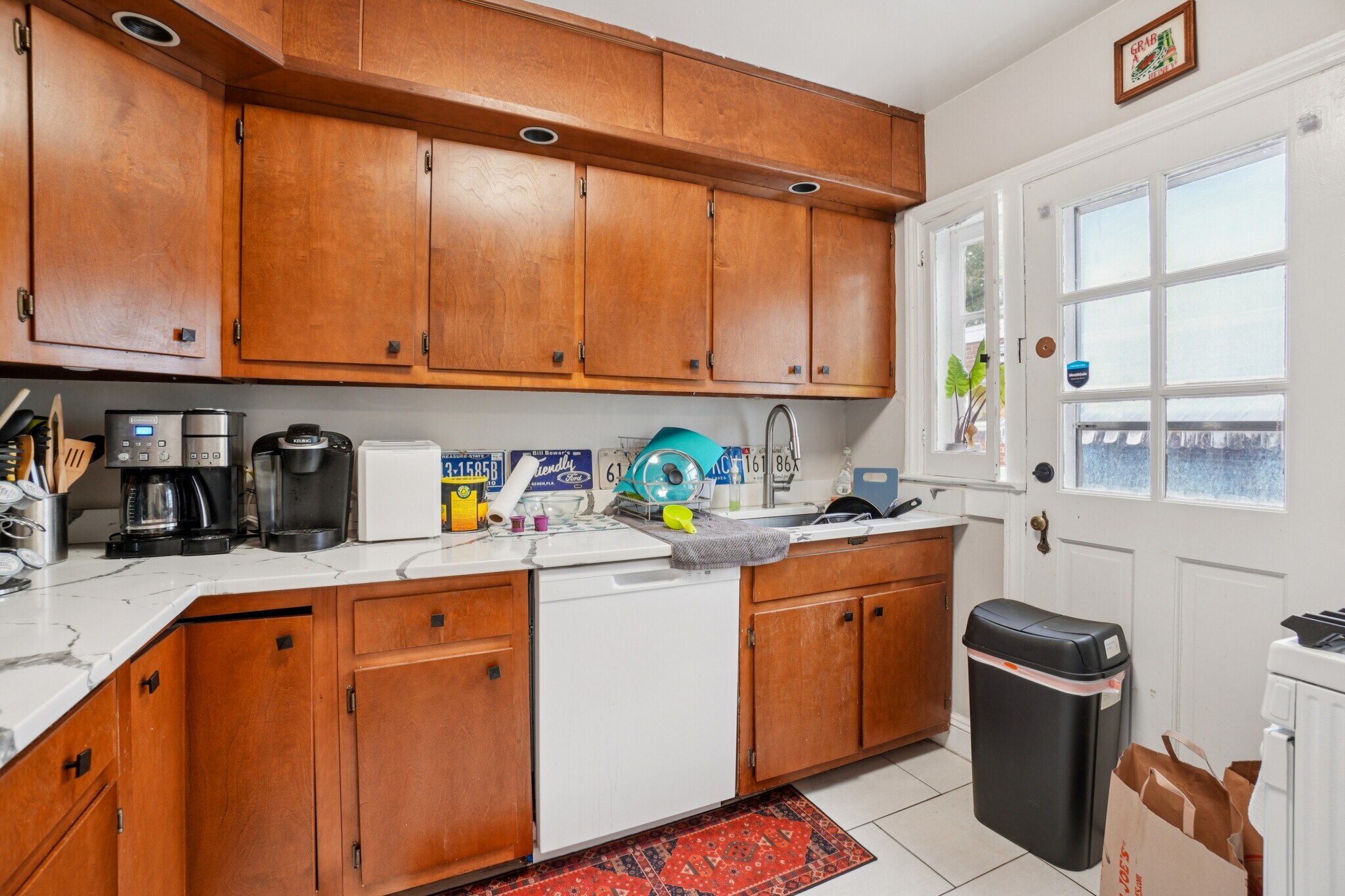 Building Photo - 7003 Dartmouth Ave