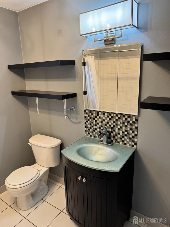 Building Photo - 6501 Ave C