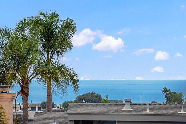 Building Photo - 14061 Mercado Dr