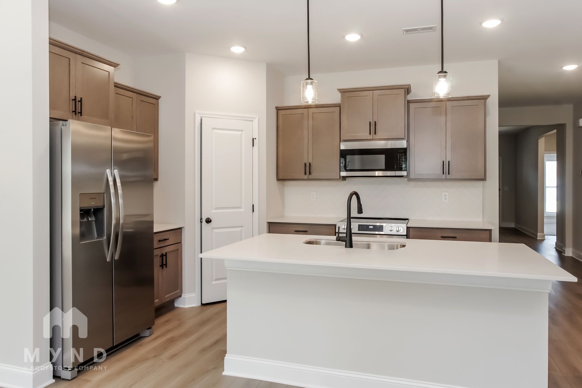 Building Photo - 149 Rose Vly Dr