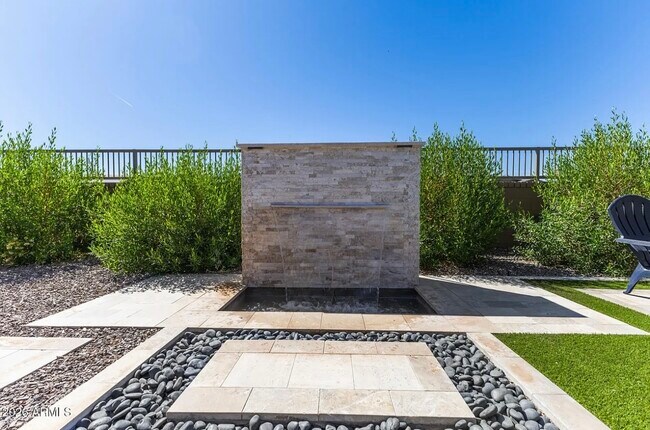 Building Photo - WALES RANCH
