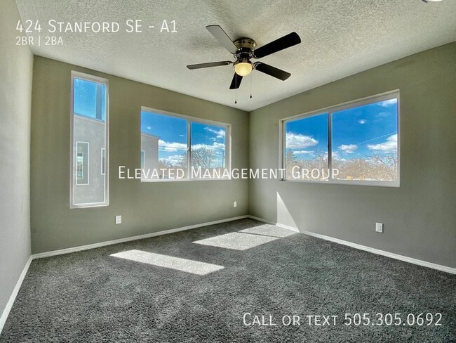 Building Photo - 424 Stanford Dr SE