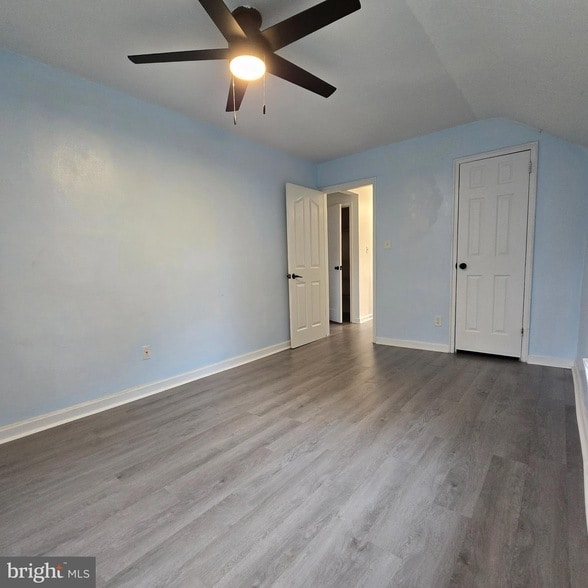 Building Photo - 21676 N Essex Dr