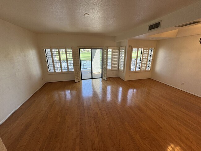 Building Photo - 7272 E Gainey Ranch Rd
