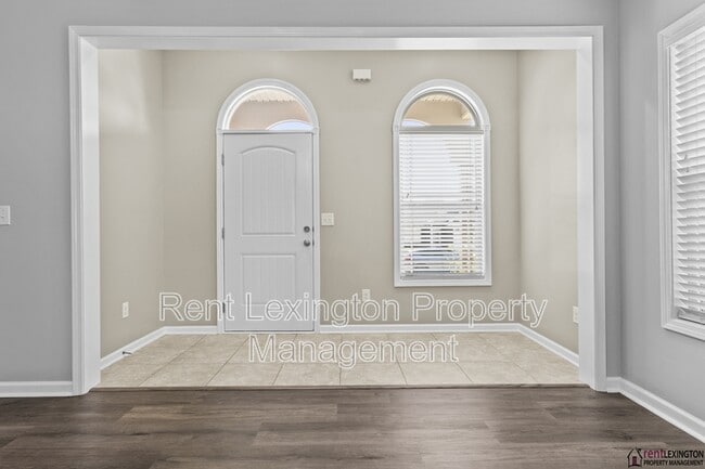 Building Photo - 111 High Hope Ln