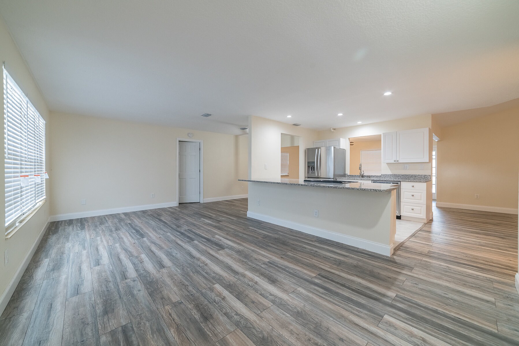 Building Photo - 785 Hawser St NE