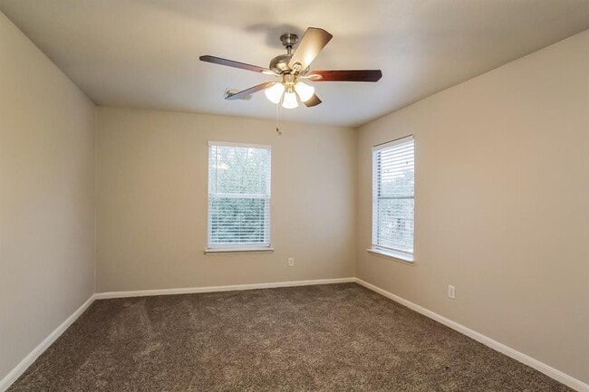 Building Photo - 430 Remington Creek Dr