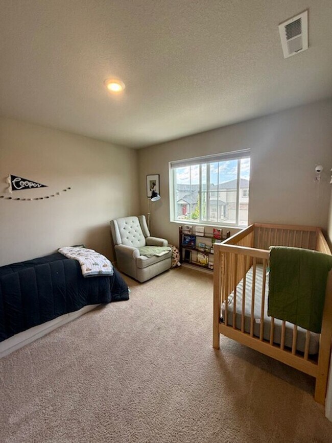 Building Photo - Spacious 4-Bedroom D.R. Horton Home – Grea...