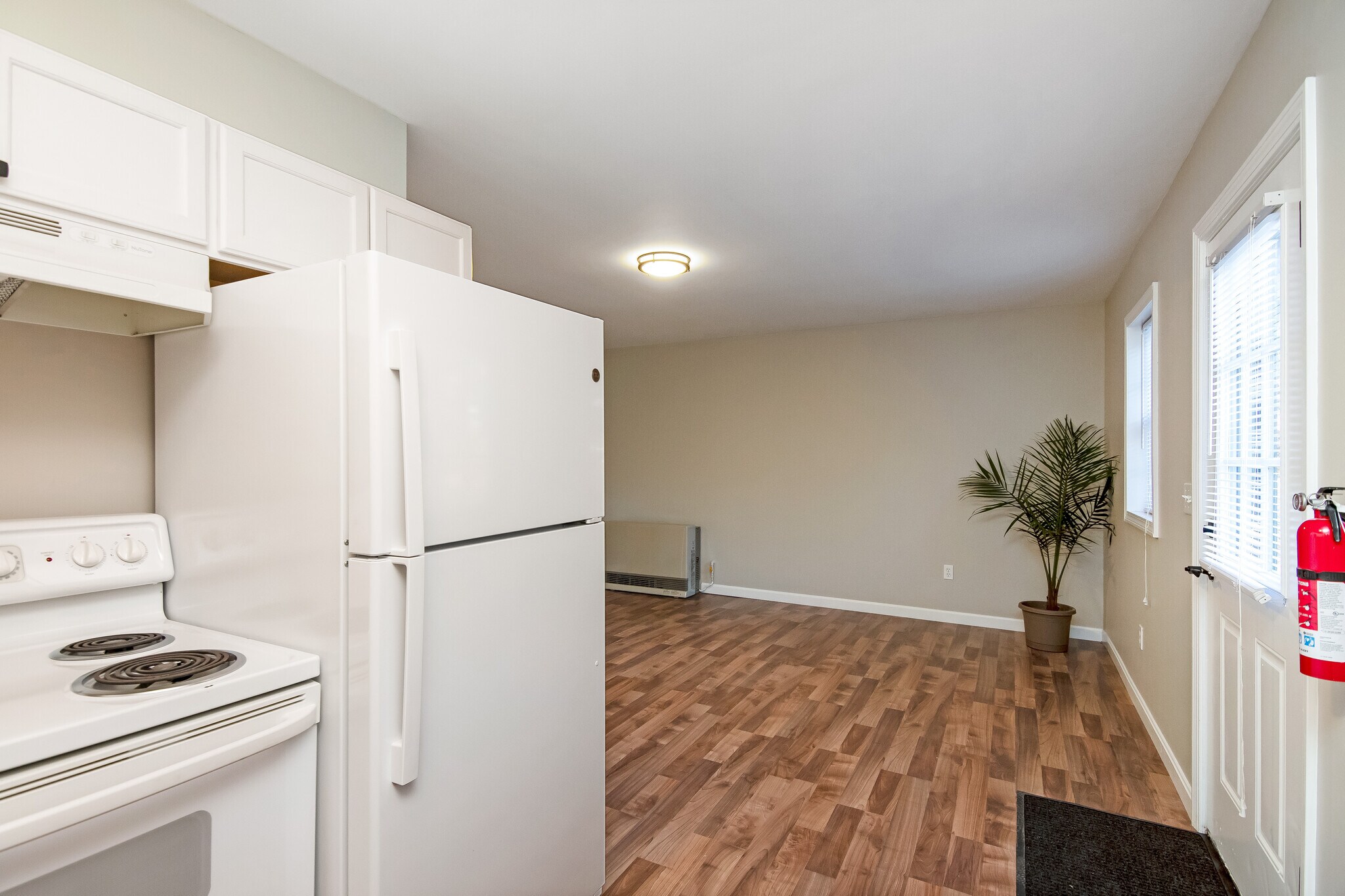 Building Photo - 293 Craig Ln